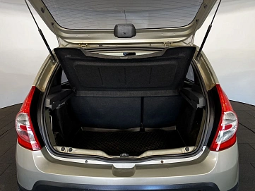 Renault Sandero, 2012г., передний привод, механика