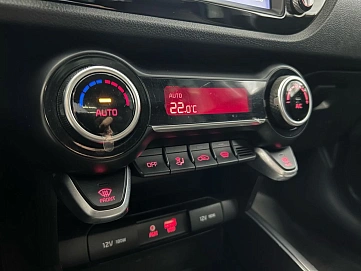 Kia Rio, 2018г., передний привод, автомат