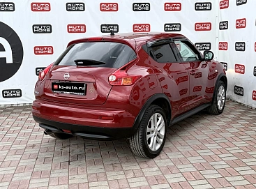 Nissan Juke, 2012г., передний привод, вариатор