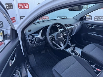 Kia Rio, 2021г., передний привод, автомат