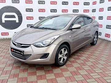 Hyundai Elantra, 2011г., передний привод, механика