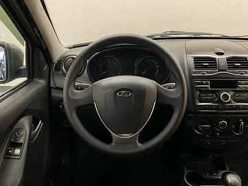 Lada (ВАЗ) Granta, 2019г., передний привод, механика
