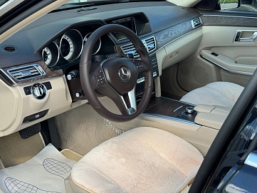 Mercedes-Benz E-Класс, 2015г., задний привод, автомат