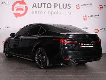 Toyota Camry, 2025г., передний привод, вариатор