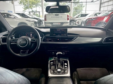 Audi A6, 2012г., передний привод, вариатор