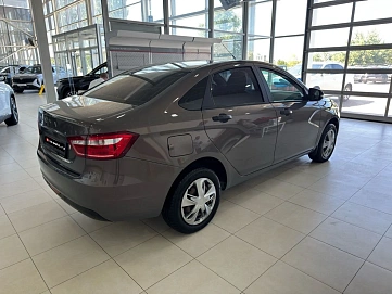 Lada (ВАЗ) Vesta, 2017г., передний привод, механика