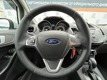 Ford Fiesta, 2016г., передний привод, робот