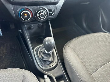 Kia Rio, 2013г., передний привод, механика