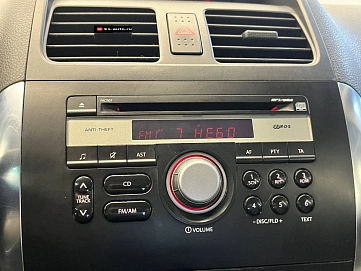 Suzuki SX4, 2008г., полный привод, механика