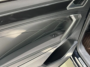 Volkswagen Tiguan, 2022г., передний привод, робот