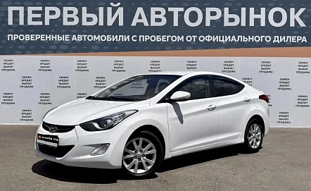 Hyundai Elantra, 2011г., передний привод, автомат