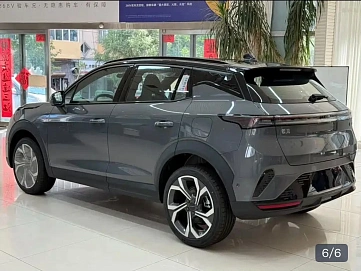Lynk & Co 06, 2026г, передний привод, робот