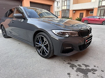 BMW 3 серии, 2020г, задний привод, автомат
