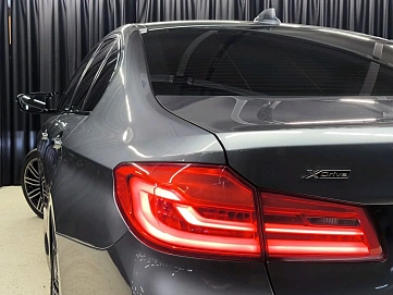 BMW 5 серии, 2017г., полный привод, автомат