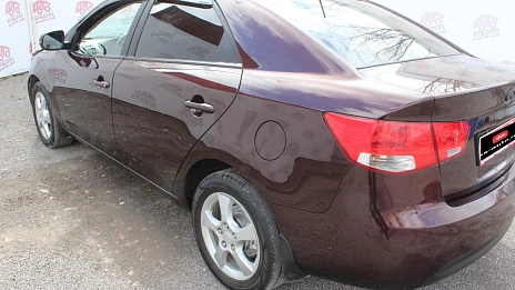 Kia Cerato, 2010г., передний привод, механика
