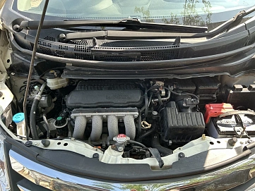 Honda Freed, 2012г., передний привод, вариатор