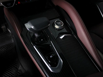 Geely Monjaro, 2024г., полный привод, автомат