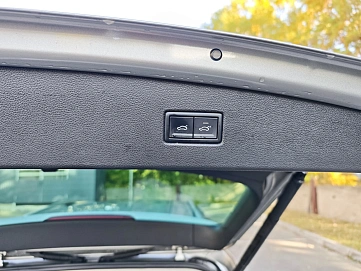 Volkswagen Tiguan, 2018г., полный привод, робот
