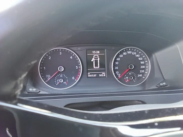 Volkswagen Caravelle, 2015г, передний привод, механика