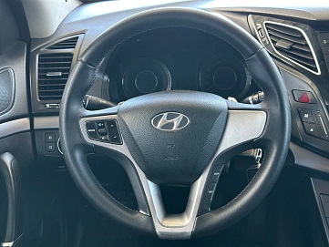 Hyundai i40, 2013г., передний привод, автомат