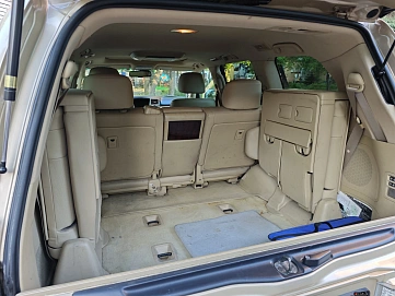 Lexus LX, 2010г., полный привод, автомат