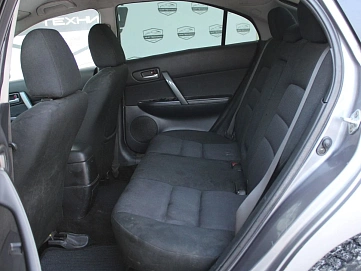 Mazda 6, 2006г., передний привод, механика