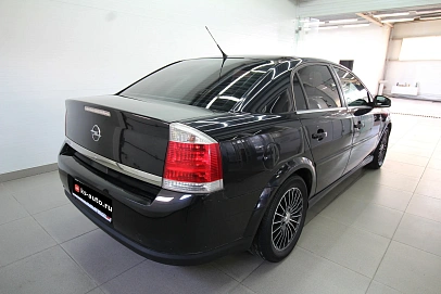 Opel Vectra, 2007г., передний привод, механика