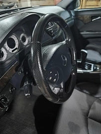 Mercedes-Benz E-Класс, 2002г., задний привод, автомат