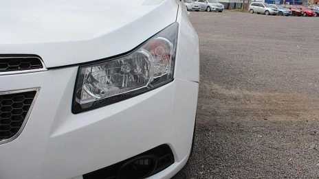 Chevrolet Cruze, 2011г., передний привод, механика
