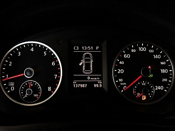 Volkswagen Tiguan, 2012г., полный привод, автомат