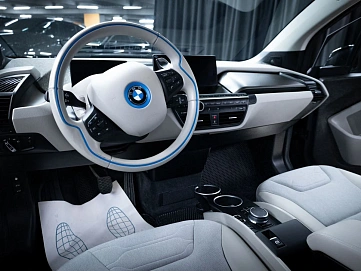BMW i3, 2019г., задний привод, автомат
