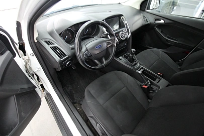 Ford Focus, 2016г., передний привод, механика