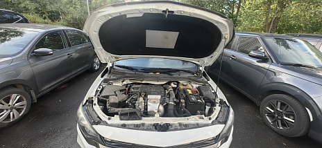 Chevrolet Monza, 2020г., передний привод, автомат