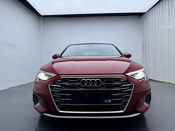 Audi A3, 2022г, передний привод, робот