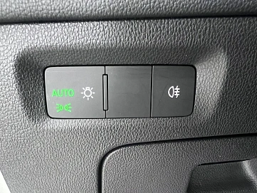 Skoda Octavia, 2022г., передний привод, робот