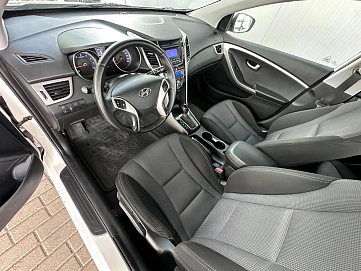 Hyundai i30, 2013г., передний привод, автомат