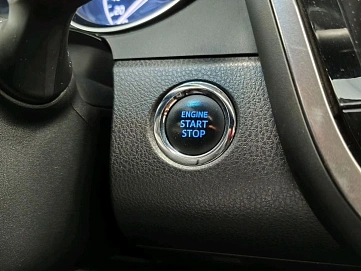 Toyota Camry, 2019г., передний привод, автомат