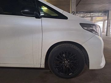 Toyota Alphard, 2016г., передний привод, автомат