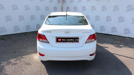 Hyundai Solaris, 2014г., передний привод, механика