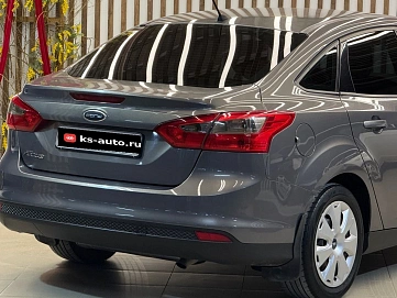Ford Focus, 2012г., передний привод, механика