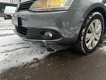 Volkswagen Jetta, 2012г, передний привод, робот
