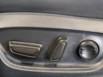 Toyota Camry, 2019г., передний привод, автомат