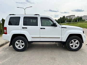 Jeep Cherokee, 2011г., полный привод, автомат