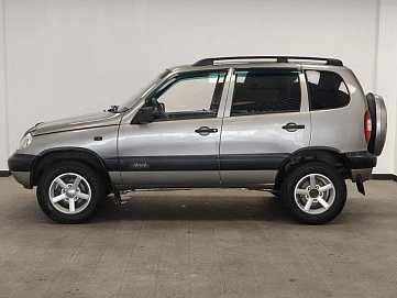 Chevrolet Niva, 2008г., полный привод, механика