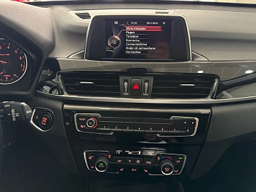 BMW X1, 2017г., передний привод, автомат