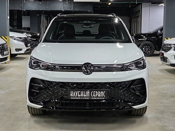 Volkswagen Tiguan, 2026г., полный привод, робот