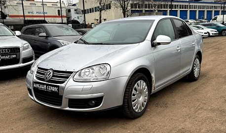 Volkswagen Jetta, 2008г., передний привод, робот