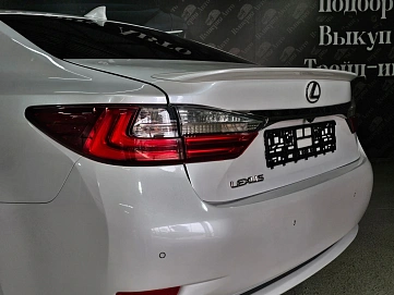 Lexus ES, 2017г., передний привод, автомат