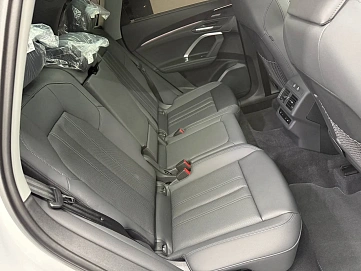 Audi Q5, 2025г., полный привод, робот
