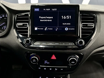 Hyundai Solaris, 2021г., передний привод, автомат